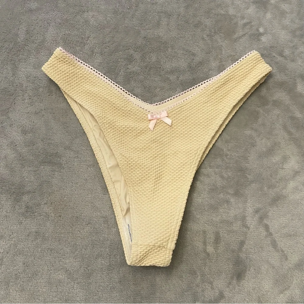 New! Frankie’s Bikinis Enzo thermal bikini bottom 24132